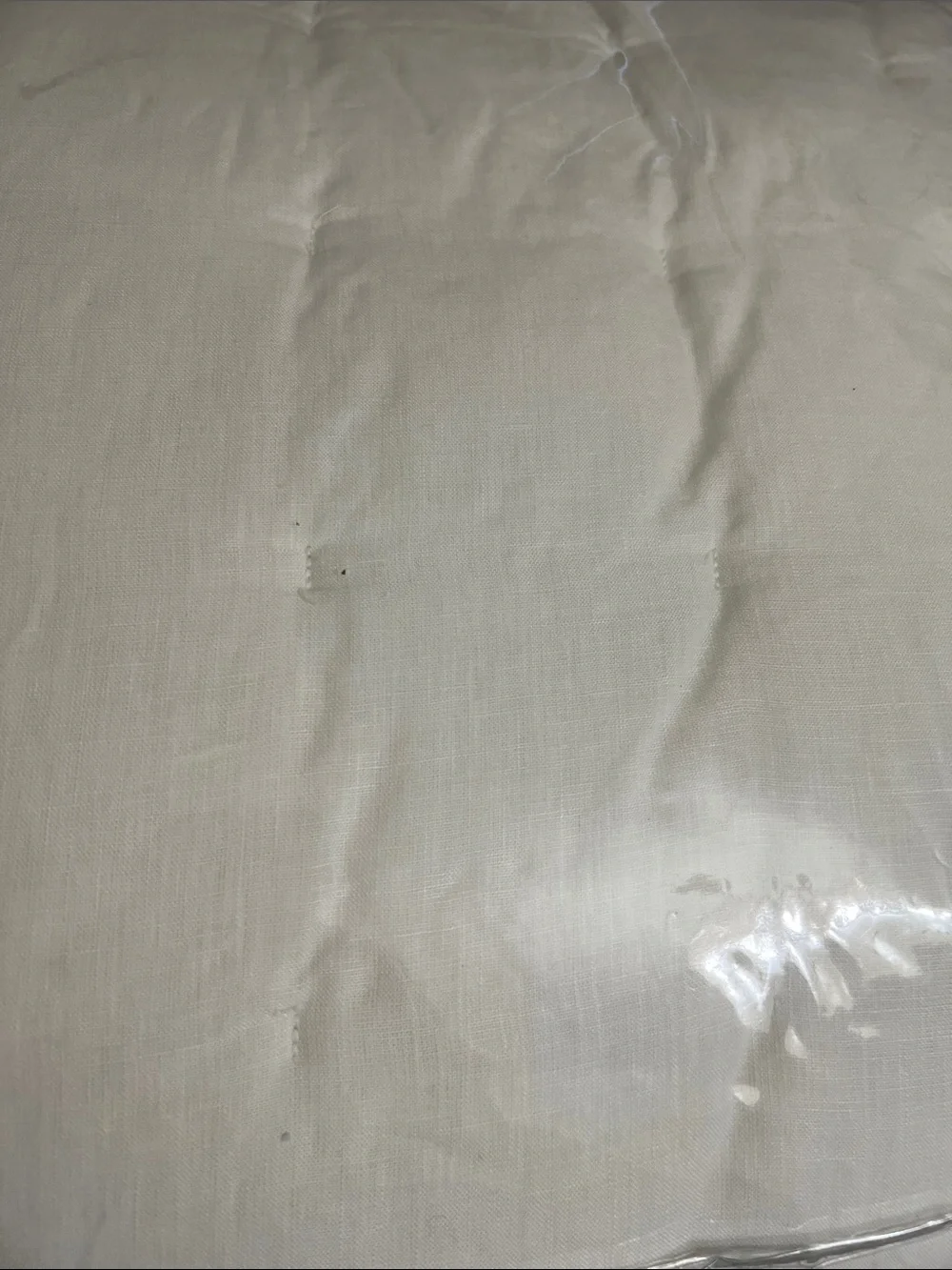 annie selke Lush Linen Puff - White Linen Comforter full/Queen